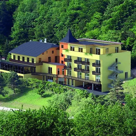 Kuschelhotel Zeman 호텔 Alland