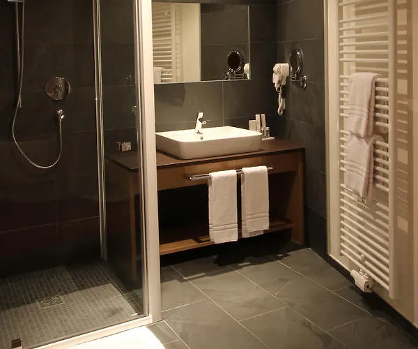 Kuschelhotel Zeman 4* Alland